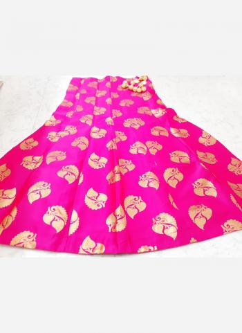 2023y/February/38452/Rani-Silk-Festival-Wear-Weaving-Skirt-Readymade Skirt 3 A.jpg